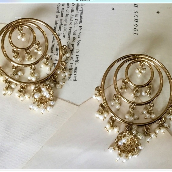 Anthropologie Hoop Earrings Hanging Pearl Tassel - Picture 2 of 3